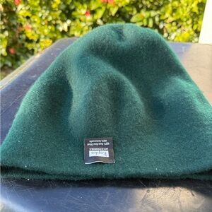 Kopka Green Beanie Dark Green, 100 % Pure New Wool Men or Women, Unisex